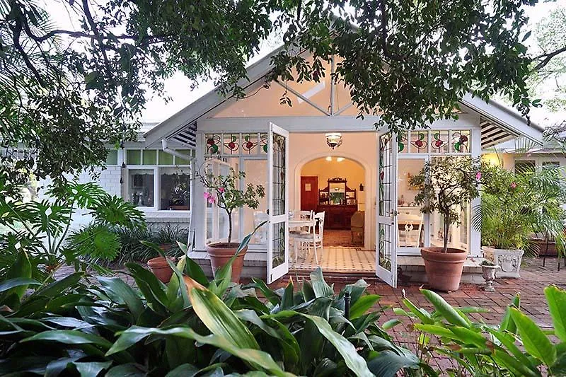 **** Bed & Breakfast Durack House Bed And Breakfast Perth Australia